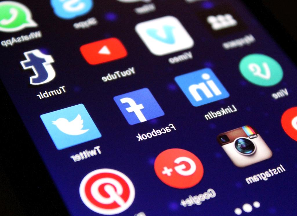 Abstract user interface with notification feature icons